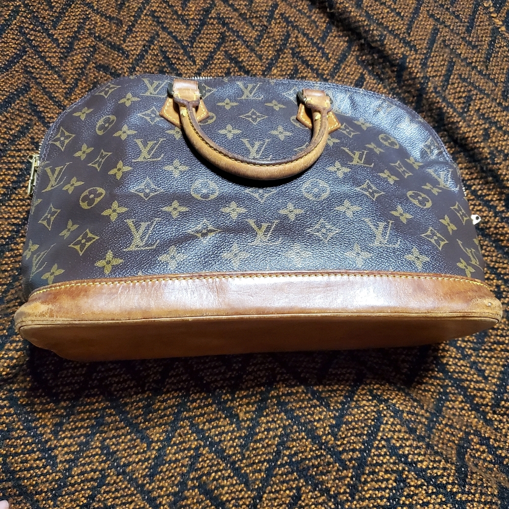 SOLD! Authentic ALMA PM - Picture 1 of 11